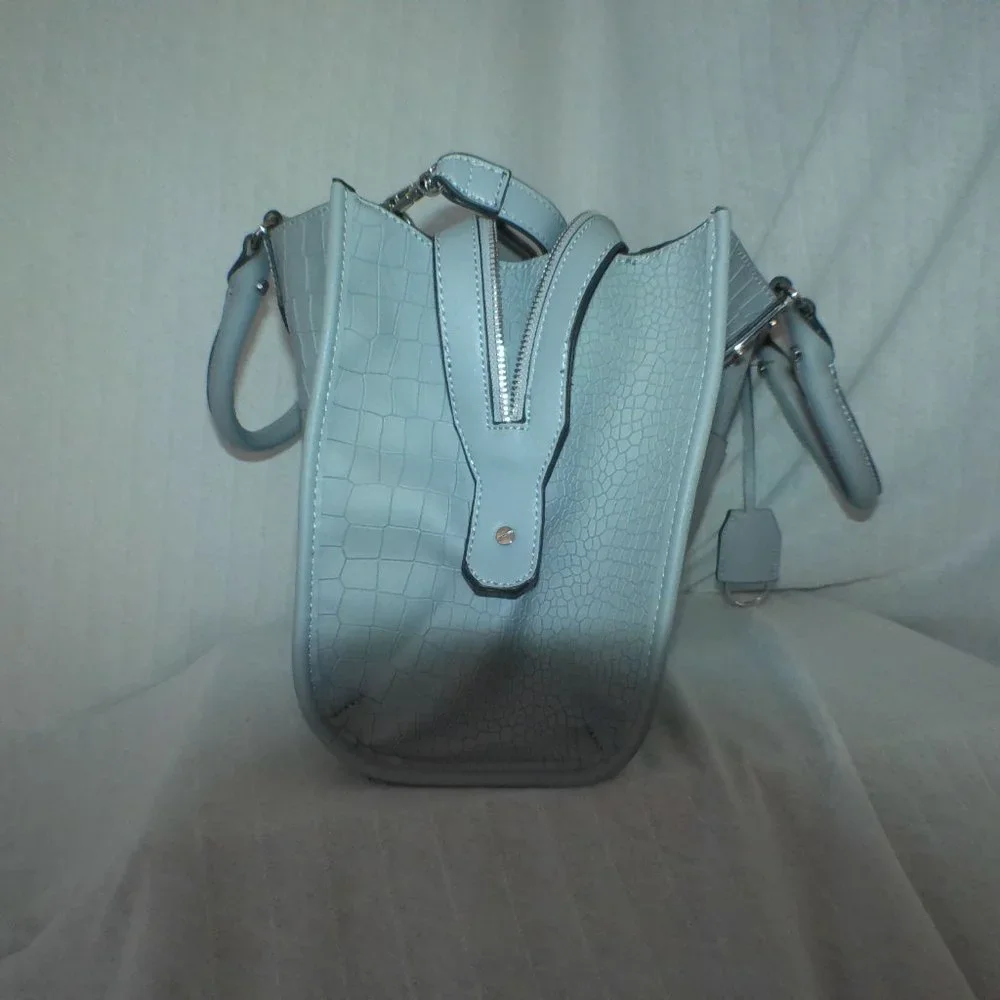 Greyish Blue - Picture 4 of 5